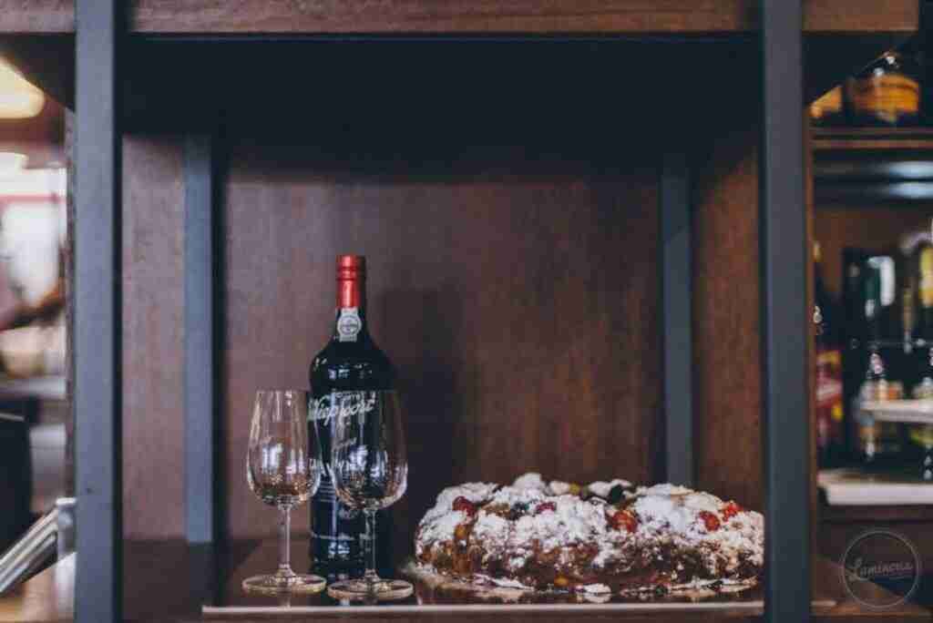Bolo-rei: 5 Places in Porto to Buy the Iconic Portuguese Christmas Cake -  Amass. Cook.